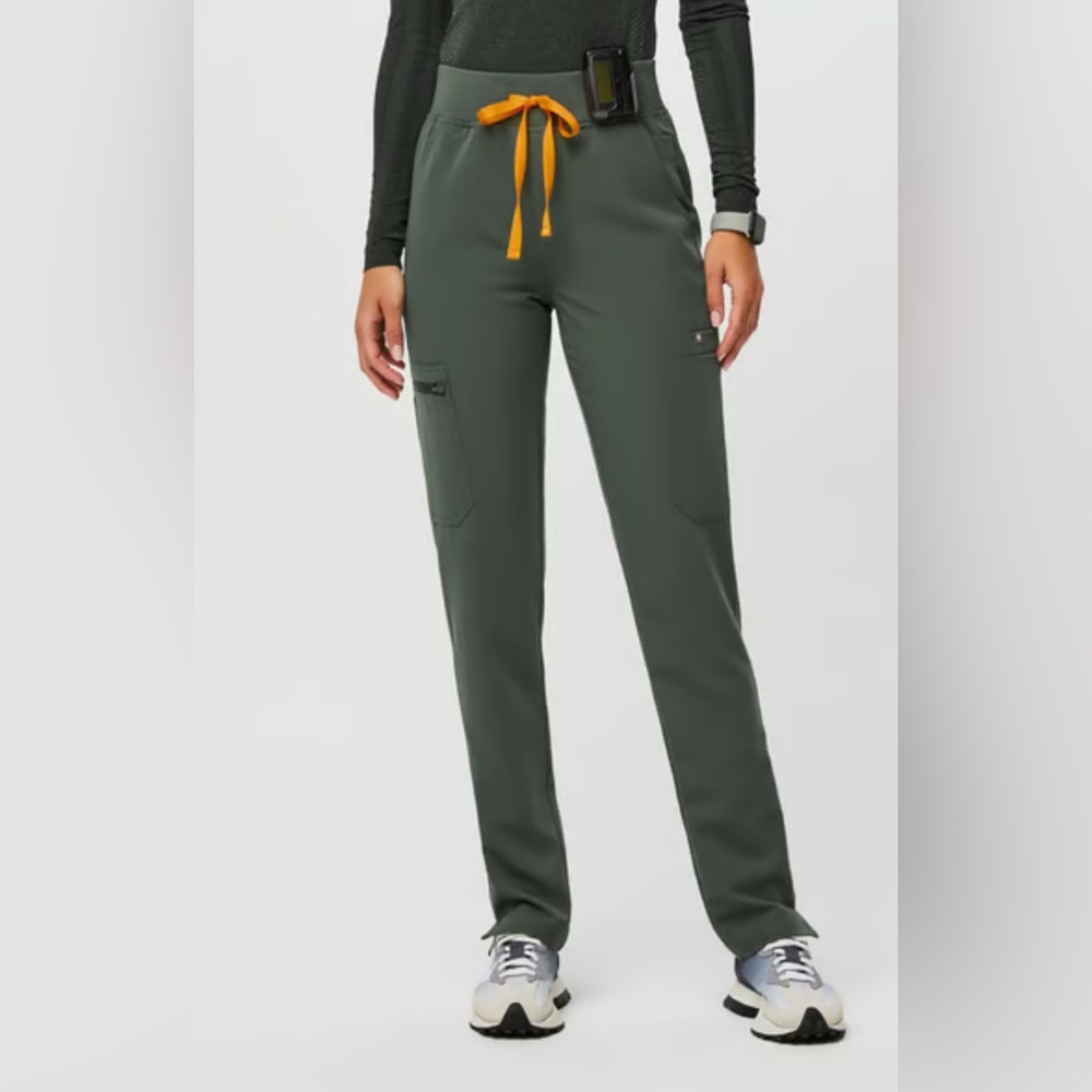 Figs Moss Yola Scrub Pants